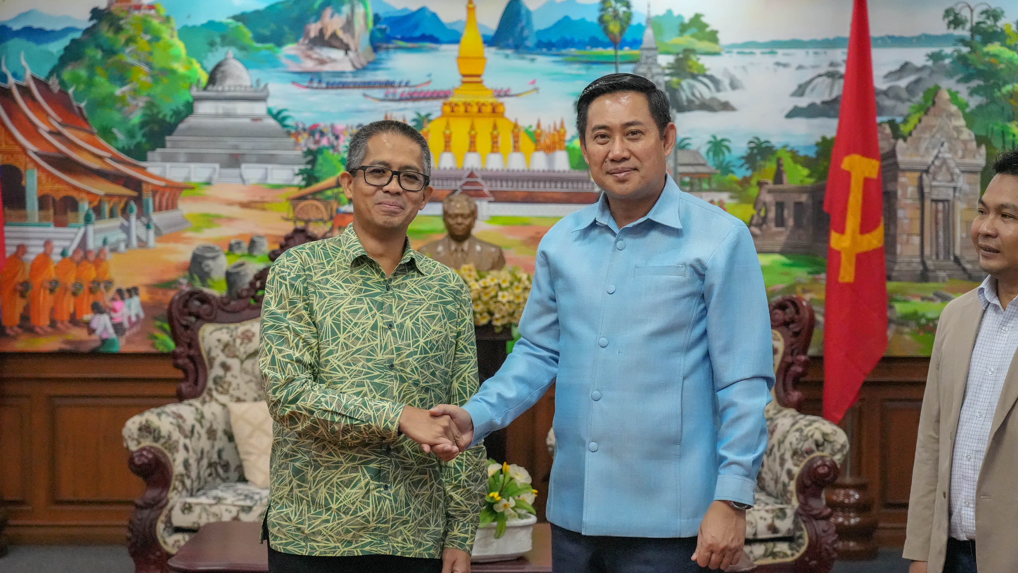 ຈຳປາສັກ -ມາເລເຊຍ ສົ່ງເສີມວຽກງານການທ່ອງທ່ຽວຮ່ວມກັນ